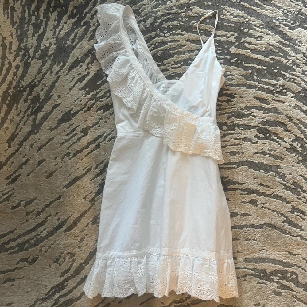Lovers and Friends White mini dress - Picture 2 of 4